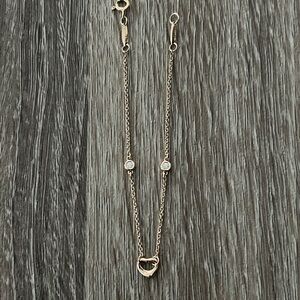 Elegant Gold Heart bracelet